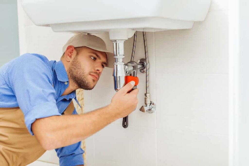 Essential Plumbing: A Pro Guide for Plumbers Plumbing (1)