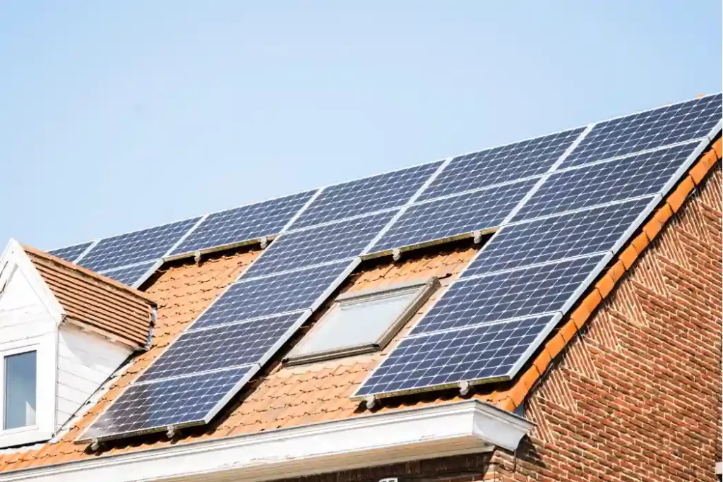 Lighting up Your Budget: The Benefits of Smart Solar Savings Smart Solar Savings 1